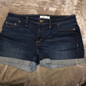 🔴SOLD🔴Vineyard Vines Jean Shorts